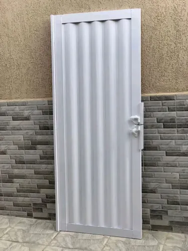 Portão búzios em aço com pintura eletrostática preto ou branco