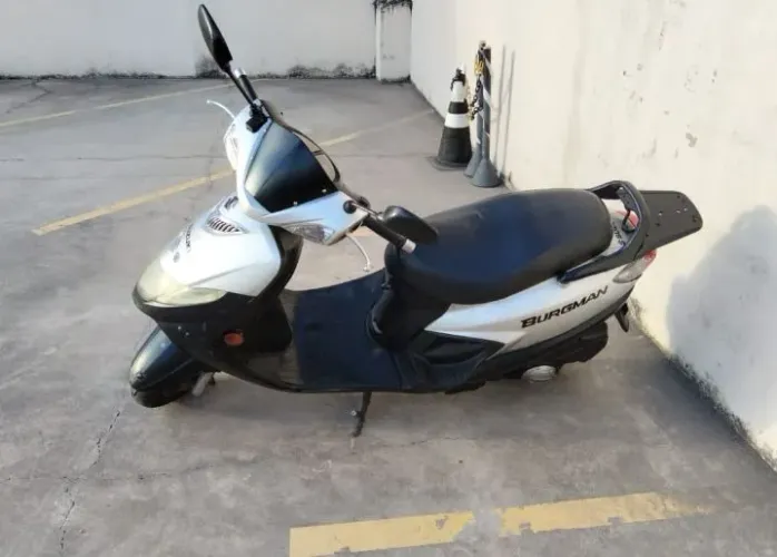 Vendo Burgman 125cc ano 2008