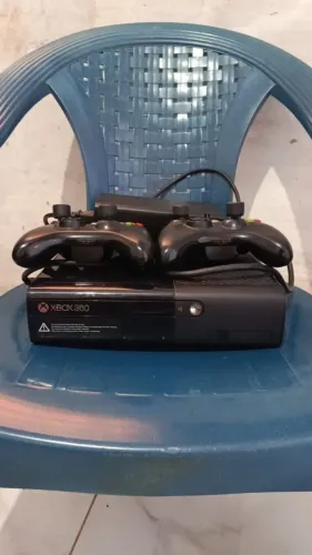Xbox 360 super slim