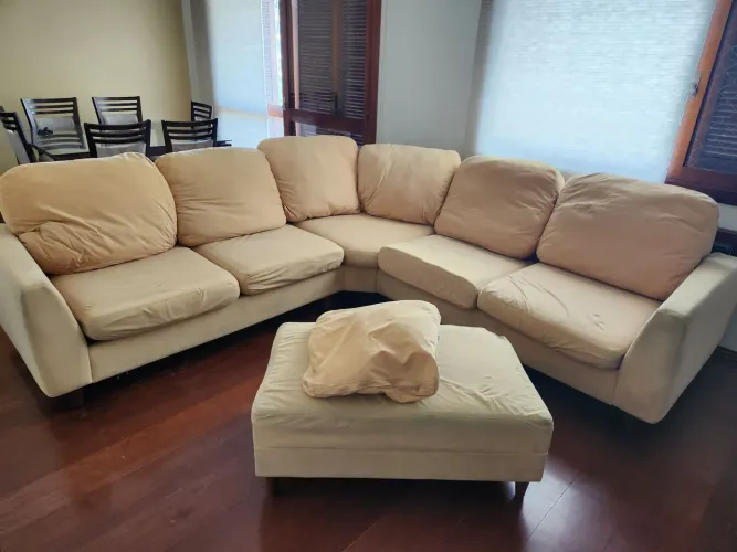 OPORTUNIDADE: Sofá Gigante 6 Lugares + Puff - Conforto para a Família Toda!