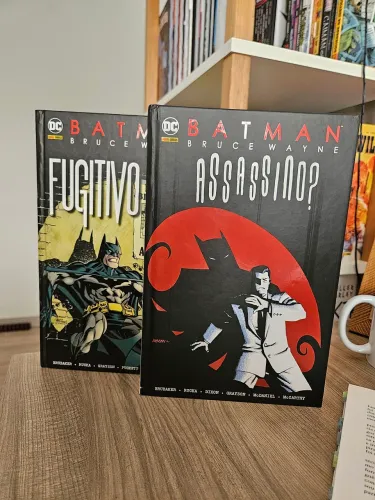 Batman Bruce Wayne Fugitivo + Assassino