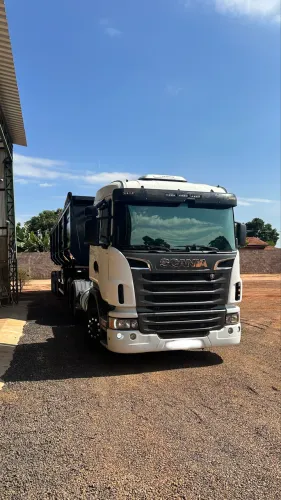 Scania R420 6x4 CARRETA CAÇAMBA 4 EIXOS
