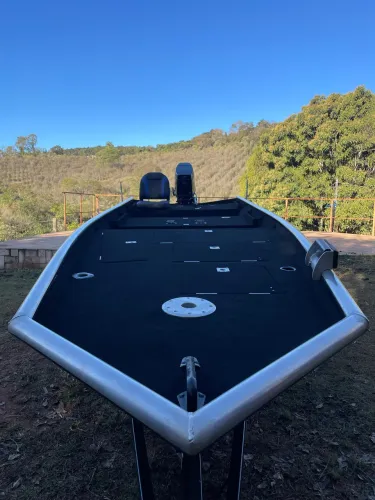 Barco Sport Fast 5.5 Irmãos Náutica