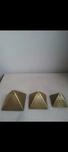 Vendo essas pirâmides 
