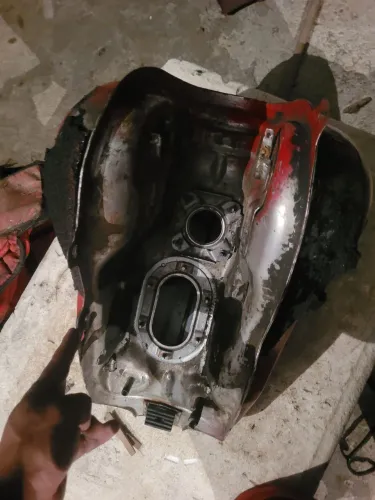 Tanque de XRE 300