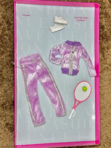 Pack roupas boneca barbie fashion avenue fashion fever anos 2000 recolocado na caixa 