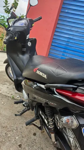 Vendo Honda Biz 125es