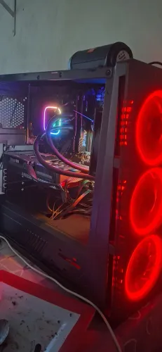 Aceito trocas e ofertas PC ryzen 5 5600x +RTX 50