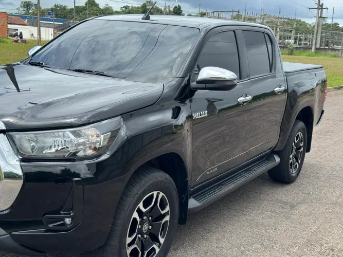 Toyota Hilux CD SRV 4X4 2.8 TDI Diesel Aut. 2021