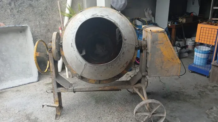 betoneira  menegotti 400 litros