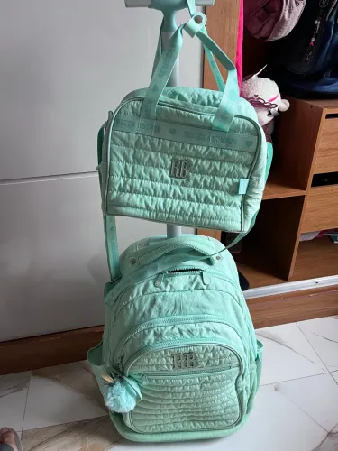 Mochila rebecca bonbon