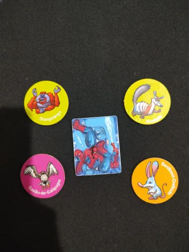 Montavel Marvel Elma chips + tazo animais em extinção