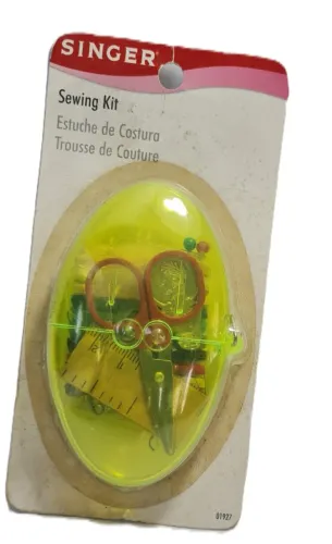 Kit de costura portátil da marca Singer. Conteúdo inclui itens básicos para reparos rápido