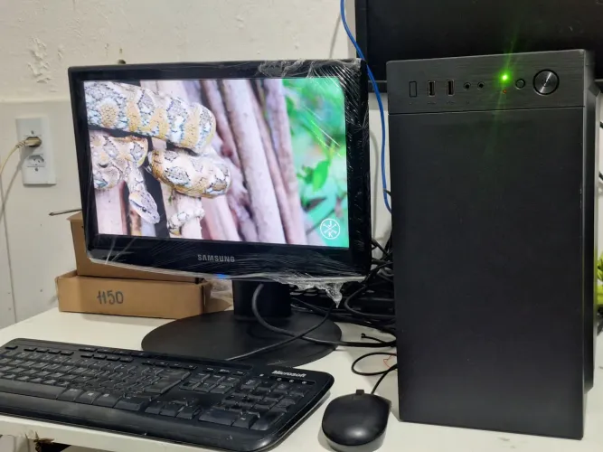 Computador Core i5.