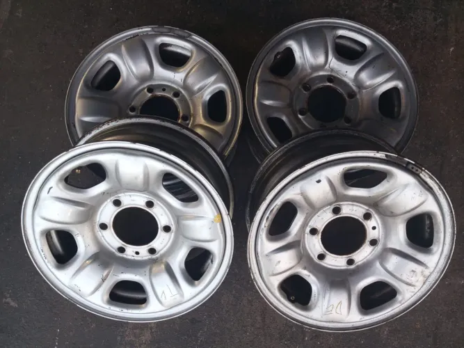 Vendo jogo de rodas aro 16