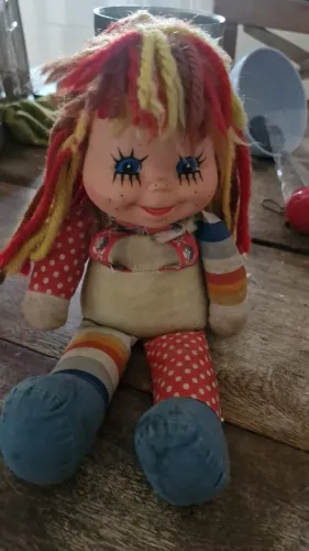Boneca Emilia antiga anos 80