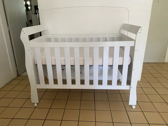 Berço americano/Mini cama.