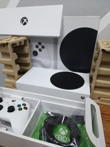 Console Xbox Series S Branco 512GB - Com Caixa e Nota Fiscal | Seminovo (Faço Envios)
