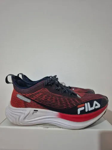 Fila Racer Carbon Tri 38