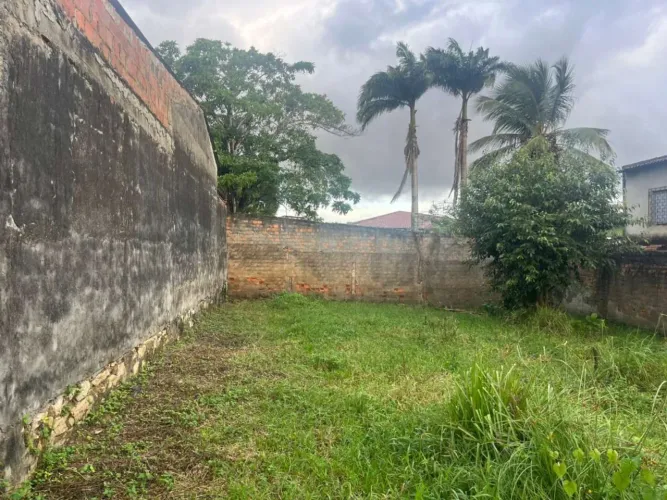 @ TERRENO MEDINDO 7X20 M² NA AV VISCONDE MARACAJU SANTOS DUMONT