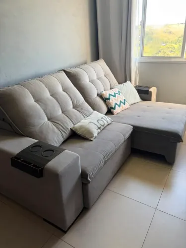 Sofá retrátil
