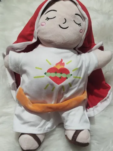 Brinquedo Pelúcia que Respira Virgem Maria, com movimento de respiração e música 