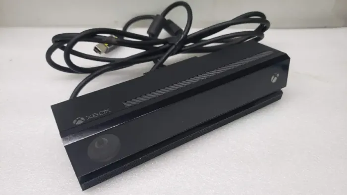 Kinect para Xbox One - Sensor de Movimento. Perfeito para jogos e entretenimento interativ