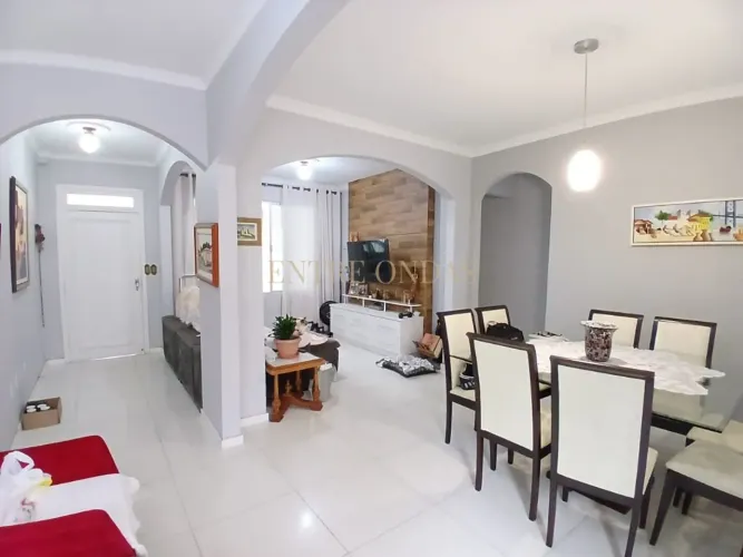 Casa com 3 quartos no bairro Capoeiras, Florianópolis.