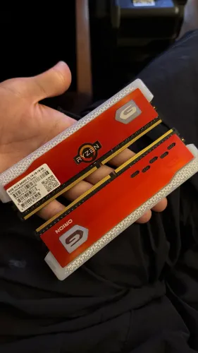 Memória RAM DDR4 16GB (2x8GB) 3000MHz