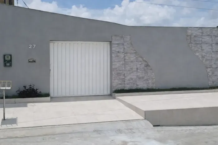 Casa de condomínio para venda tem 120 metros quadrados com 4 quartos em Serraria - Maceió