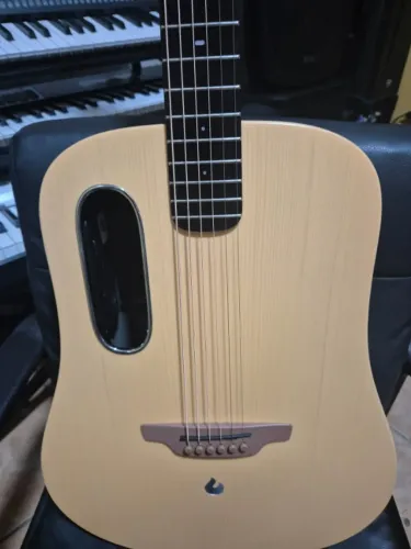 Violão Lava Me 4 ( Novíssimo ) em Madeira Spruce 41 polegadas