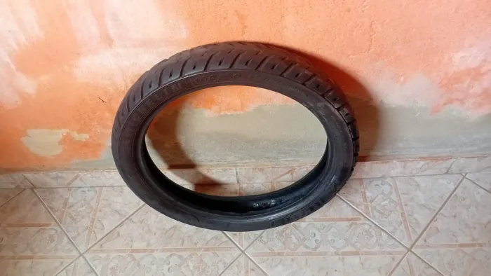 ACEITO CARTAO DE CREDITO                PNEU TRASEIRO 100/80/18 