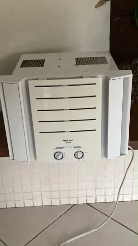 Vendo ar condicionado quase não usado midea
