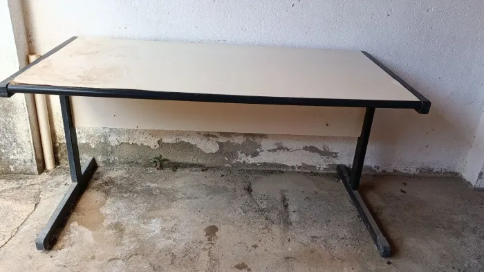 Mesa para doação