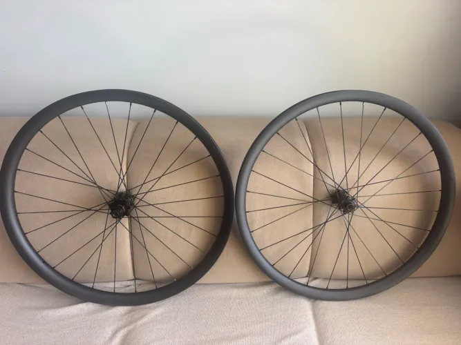 Par de rodas de carbono de mtb 29 marca FFWD