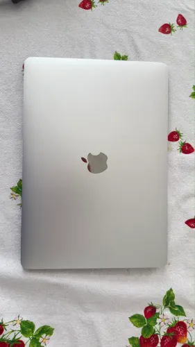 MacBook Pro M2