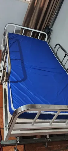 Cama Hospitalar + Colchão