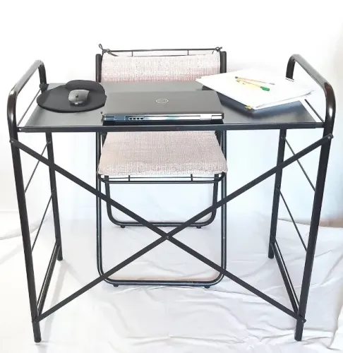 Conjunto Tok&Stok Vintage - Mesa Escrivaninha + Cadeira Dobrável