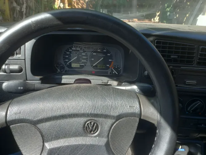 Volkswagen Golf GLX 2.0 4P 1997