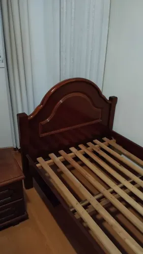 Conjunto mogno cama + mesa + cômoda