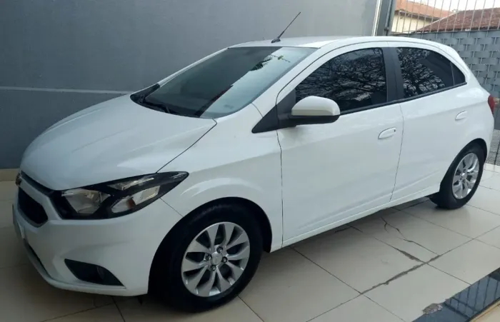 Chevrolet Onix Hatch LT 1.4 8V Flex Aut. 4P 2017