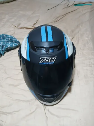 Capacete azu
