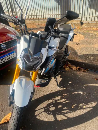 ? Suzuki DL 160 FI 2025/2026 - Apenas 4.000 km - Impecável!