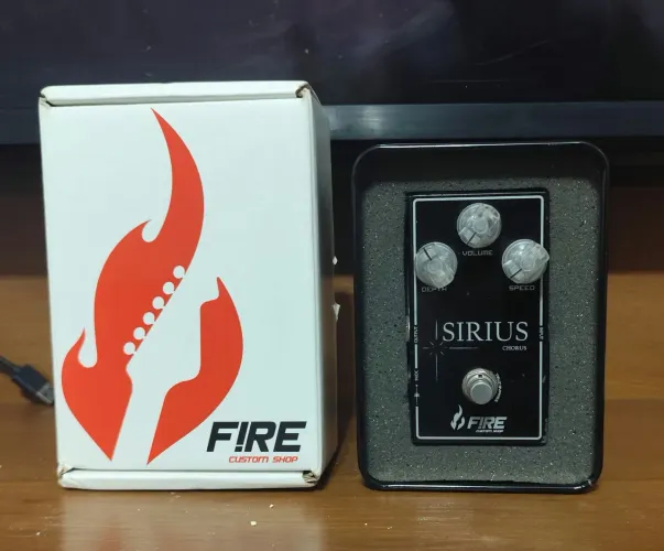 Pedal Chorus Fire Custom Shop Sirius
