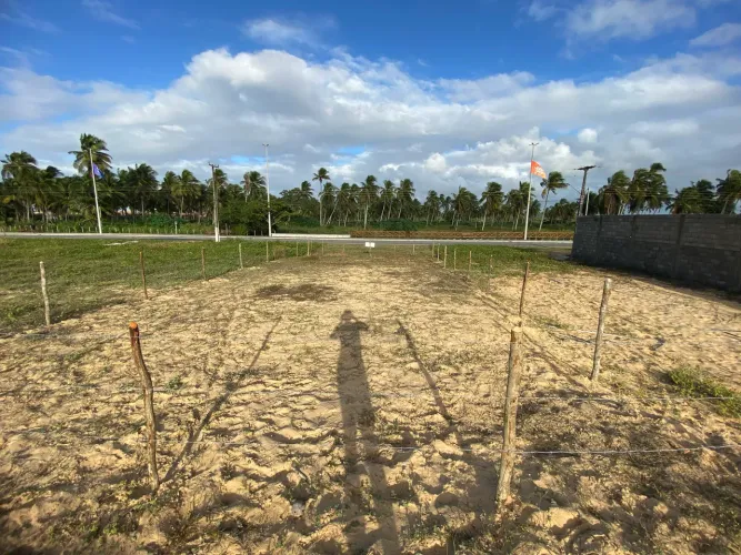 Lote 225m² na entrada de Pirambu ? ideal para ponto comercial