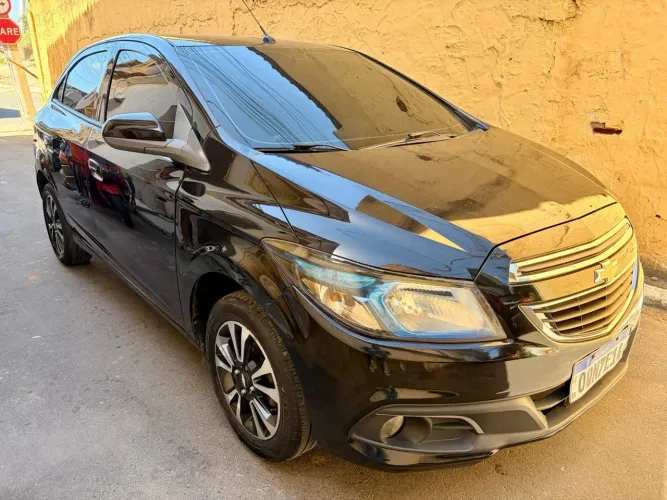 Chevrolet Onix Hatch LTZ 1.4 8V Flex Power Mec. 4P 2014