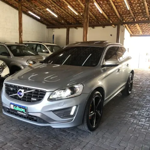 Volvo XC 60 T-6 R-design 2.0 306cv FWD 5P 2015