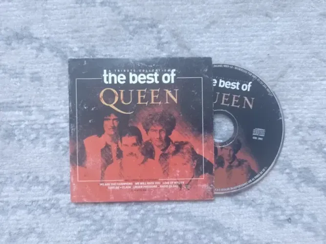 CD The Best Of Queen