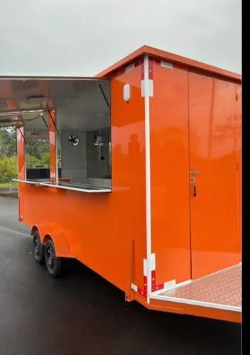 Treiler / food truck Novo nunca usado.