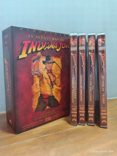 Dvd Indiana Jones - 3 filmes e 1 extra
